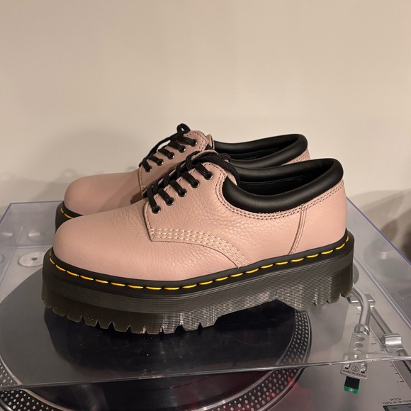 Dr. Martens Shoes - Dr. Martens 8053 Quad Vintage Taupe Retro Pisa Leather Platform Oxfords w7 m6 38